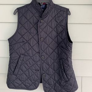 black puffer vest from gap